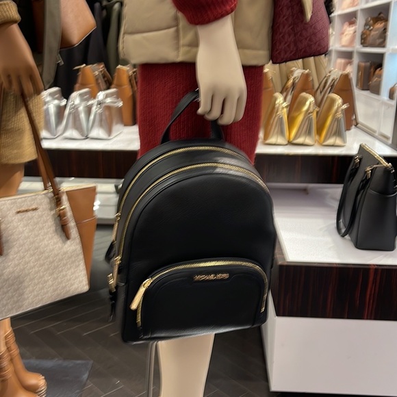 MICHAEL KORS Jaycee Medium zip pocket Pebbled Leather Backpack BLACK col… - Picture 9 of 16